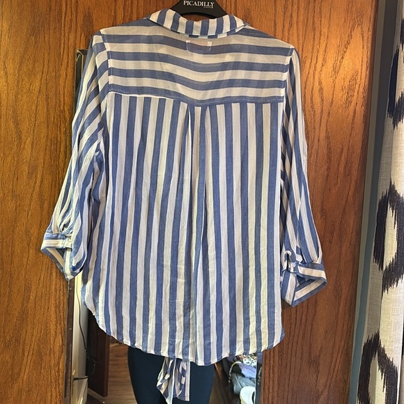 Vixbe Thompkins button down tie front striped blue and white rayon pocket shirt - Picture 7 of 14